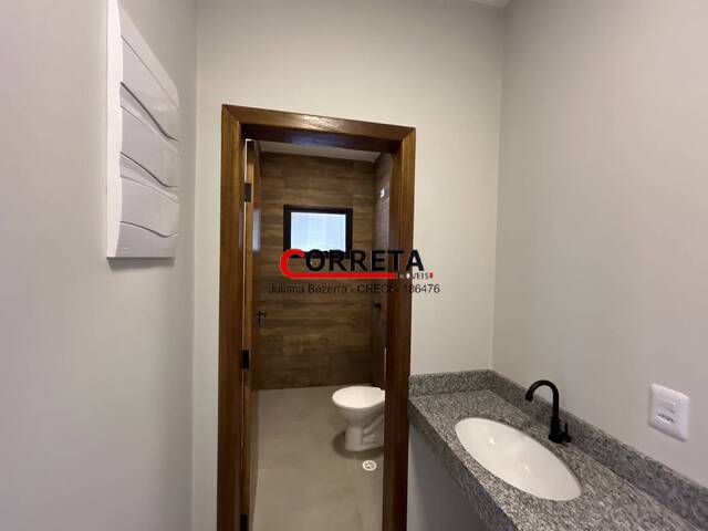 Casa para Venda em Ibiúna - 5