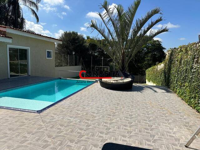 Casa para Venda em Ibiúna - 3