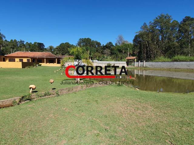 Casa para Venda em Ibiúna - 4