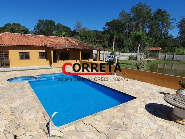 Casa para Venda em Ibiúna - 2