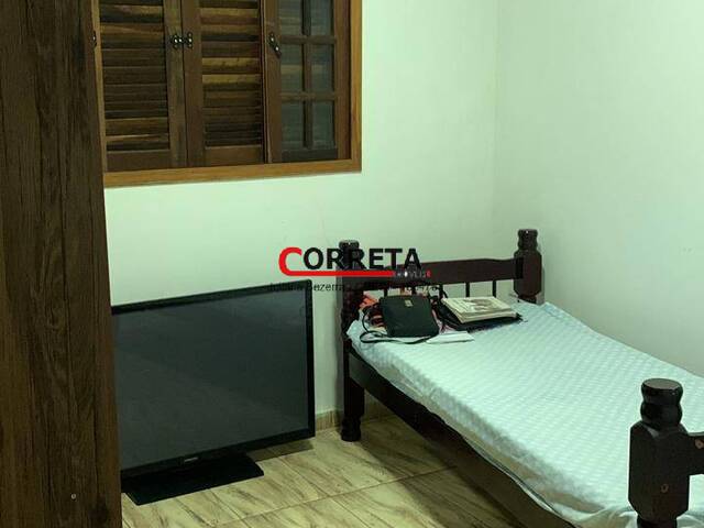 Casa para Venda em Ibiúna - 4