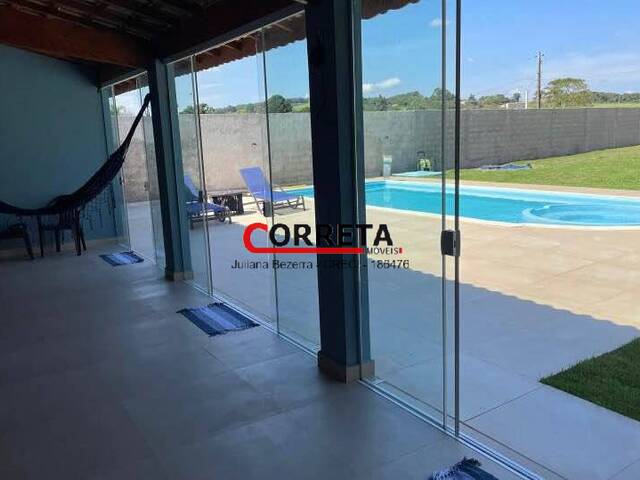 Casa para Venda em Ibiúna - 4