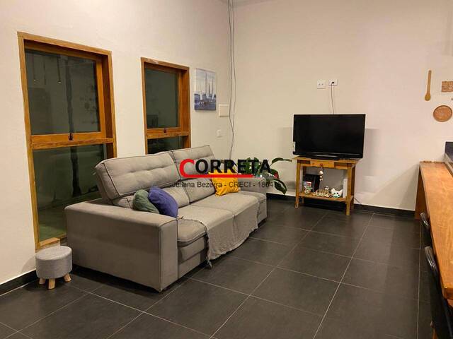 Casa para Venda em Ibiúna - 3