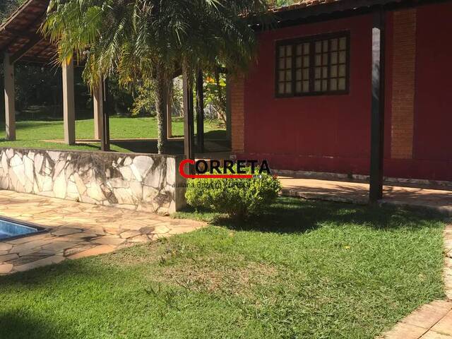 Casa para Venda em Ibiúna - 4