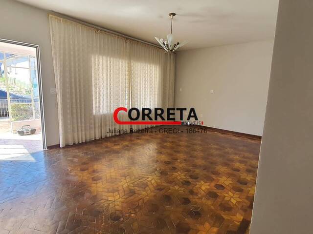Venda em centro - Ibiúna