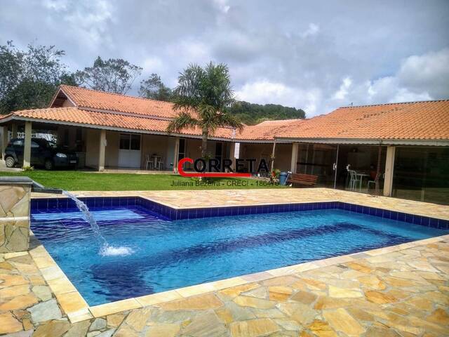 Casa para Venda em Ibiúna - 3