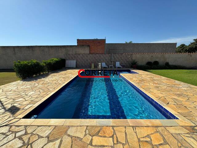 Casa para Venda em Ibiúna - 5