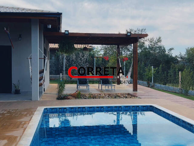 Casa para Venda em Ibiúna - 3