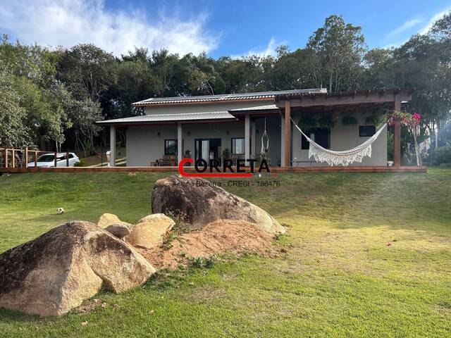 Casa para Venda em Ibiúna - 5