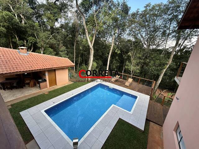 Casa para Venda em Ibiúna - 3