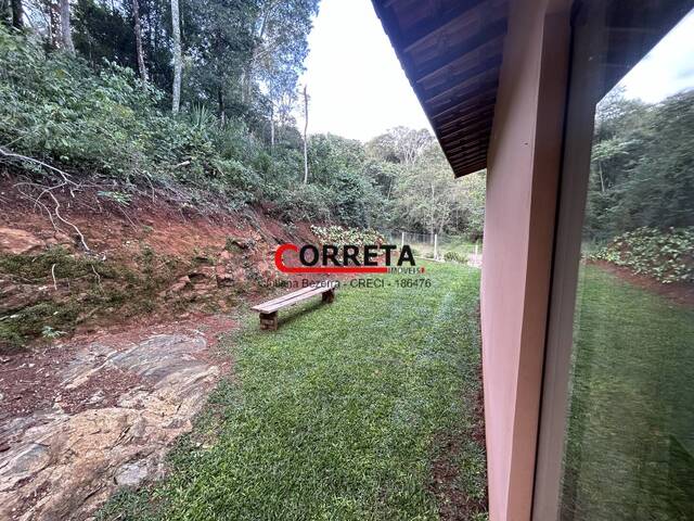 Casa para Venda em Ibiúna - 4