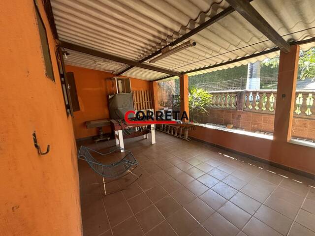 Casa para Venda em Ibiúna - 3