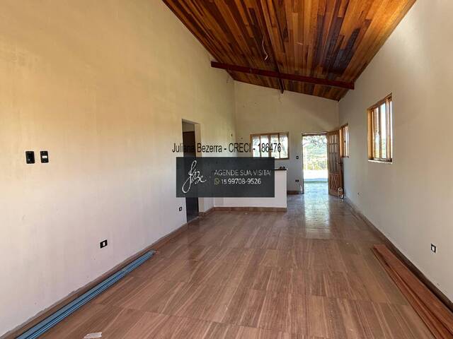Casa para Venda em Ibiúna - 4