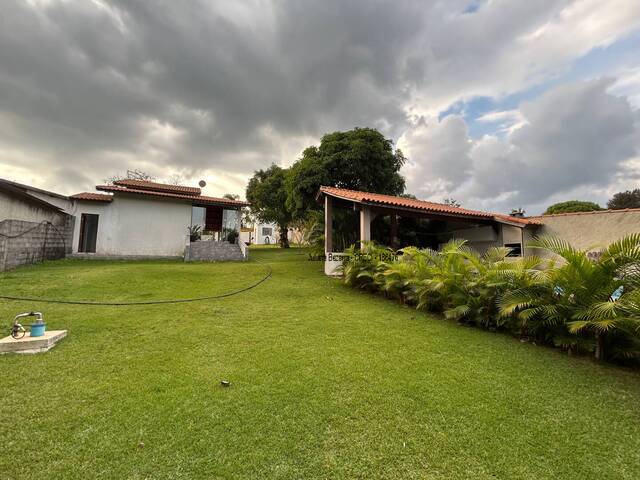 Casa para Venda em Ibiúna - 5