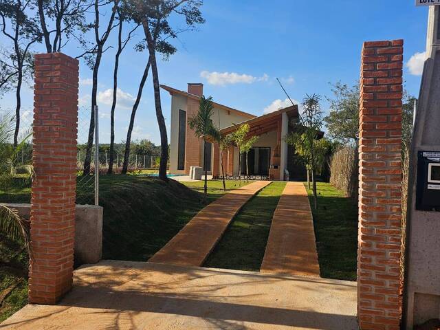 Casa para Venda em Ibiúna - 5
