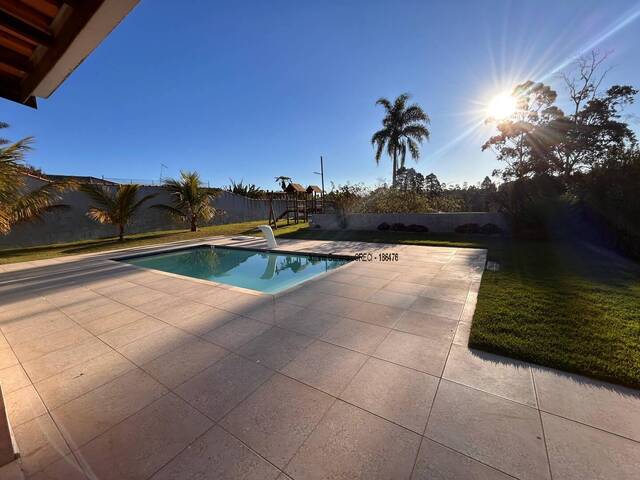 Casa para Venda em Ibiúna - 5