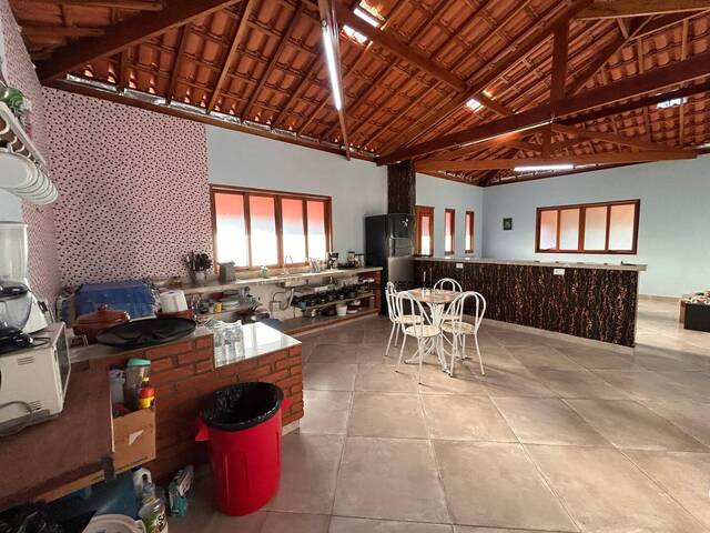 Casa para Venda em Ibiúna - 5