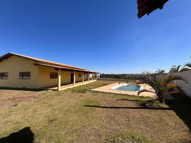 #952 - Casa para Venda em Ibiúna - SP - 2