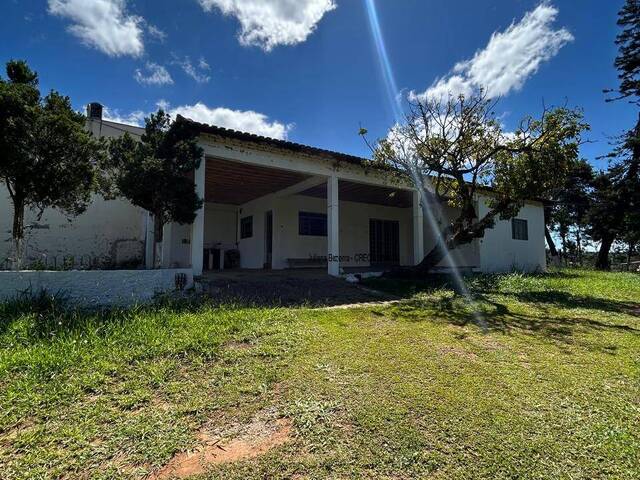 Casa para Venda em Ibiúna - 4