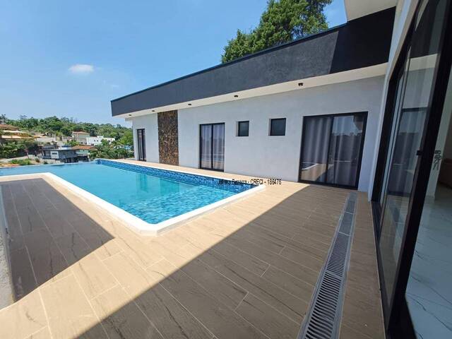 Casa para Venda em Ibiúna - 2