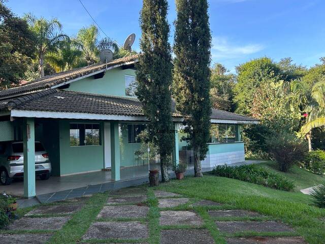 Casa para Venda em Ibiúna - 3