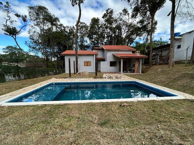 #997 - Casa para Venda em Ibiúna - SP - 1
