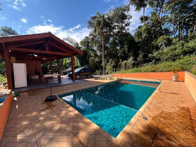 Casa para Venda em Ibiúna - 2