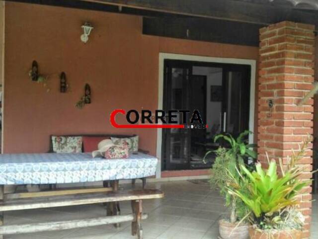 Casa para Venda em Ibiúna - 2