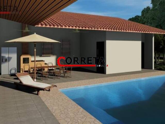 Casa para Venda em Ibiúna - 2