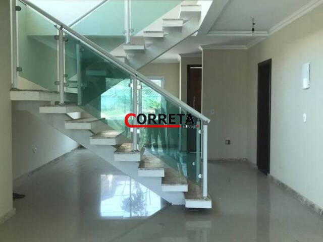 Casa para Venda em Ibiúna - 5