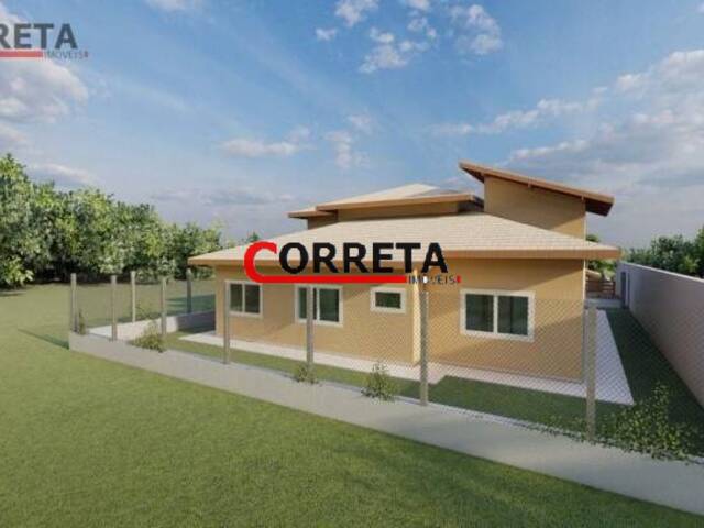 Casa para Venda em Ibiúna - 3