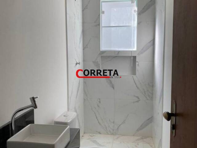 Casa para Venda em Ibiúna - 5