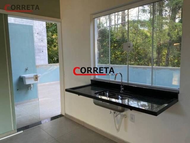 Casa para Venda em Ibiúna - 3