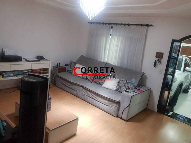 Casa para Venda em Carapicuíba - 2