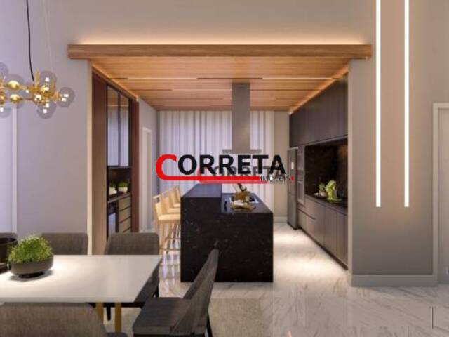 Casa para Venda em Ibiúna - 4