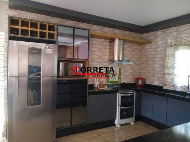 Casa para Venda em Ibiúna - 2